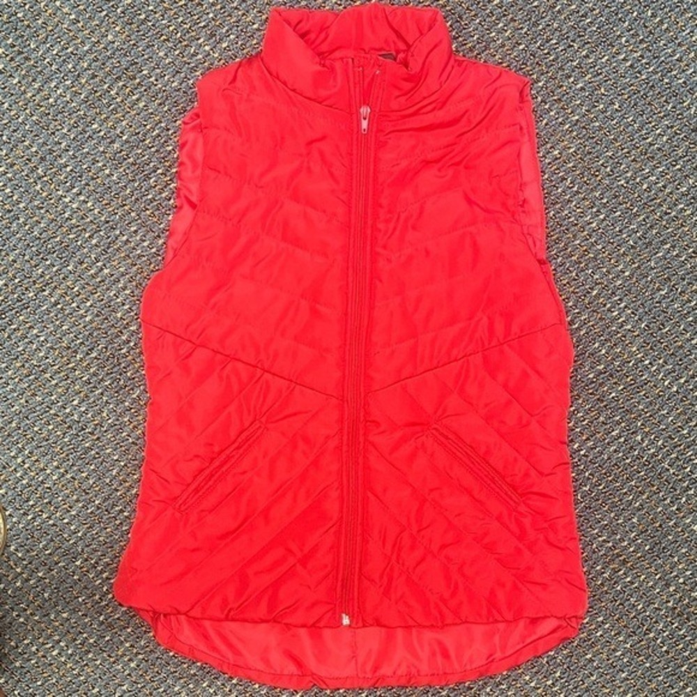 New Directions Red Quilted Puffer Vest Mock Neck Full Zip Sleeveless Jacket M
